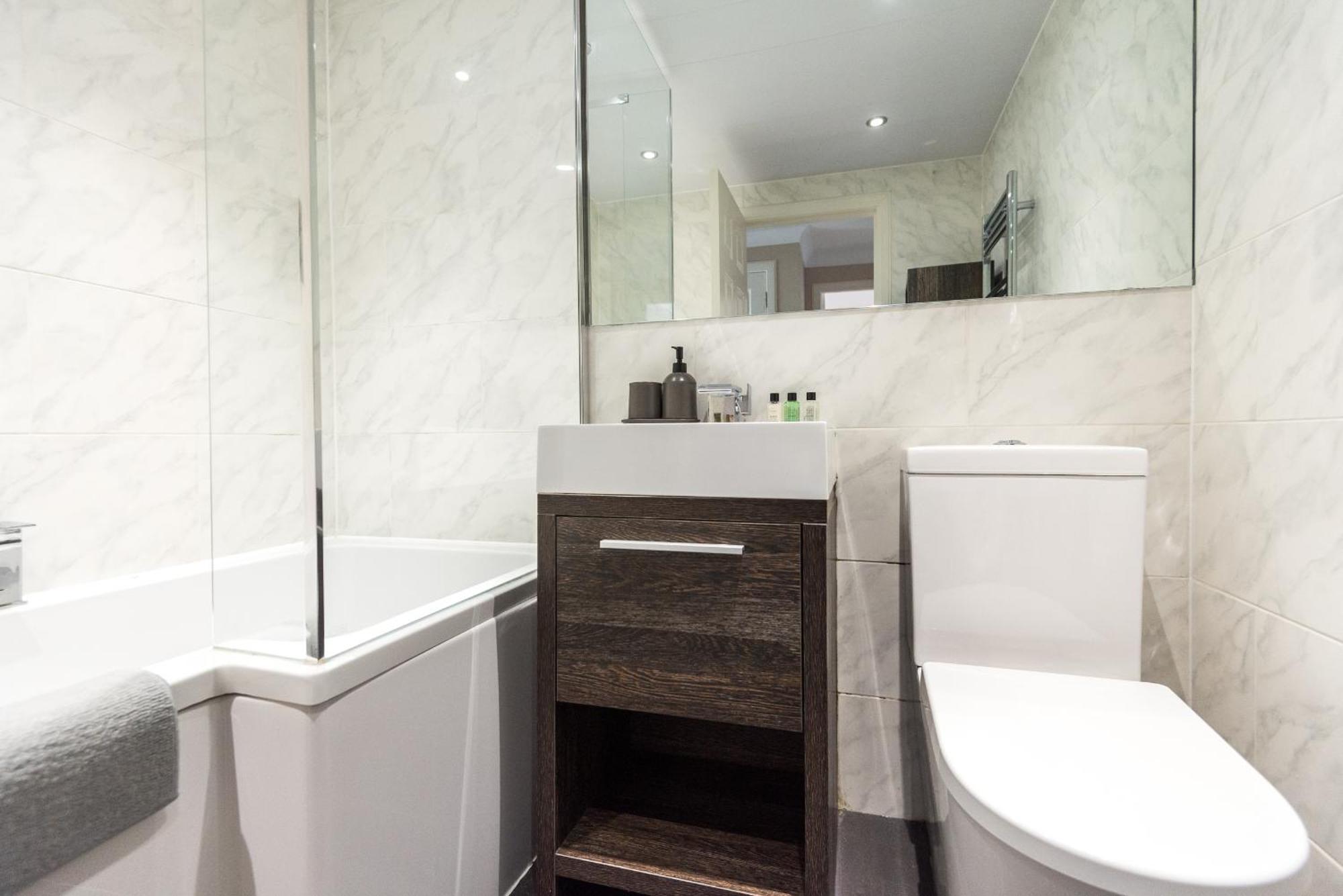 Cosy Roseburn Apartment, Edinburgh - 2 Bedrooms, Free Parking Zewnętrze zdjęcie